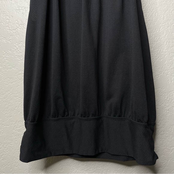 Lululemon No Limits Tank Workout Top Built In Sport Bra Flowy Size 6 - Picture 7 of 13